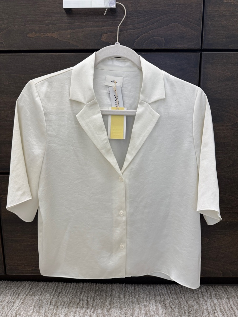 Wilfred Light Birch Satin Short Sleeve Button-Front Camp Shirt